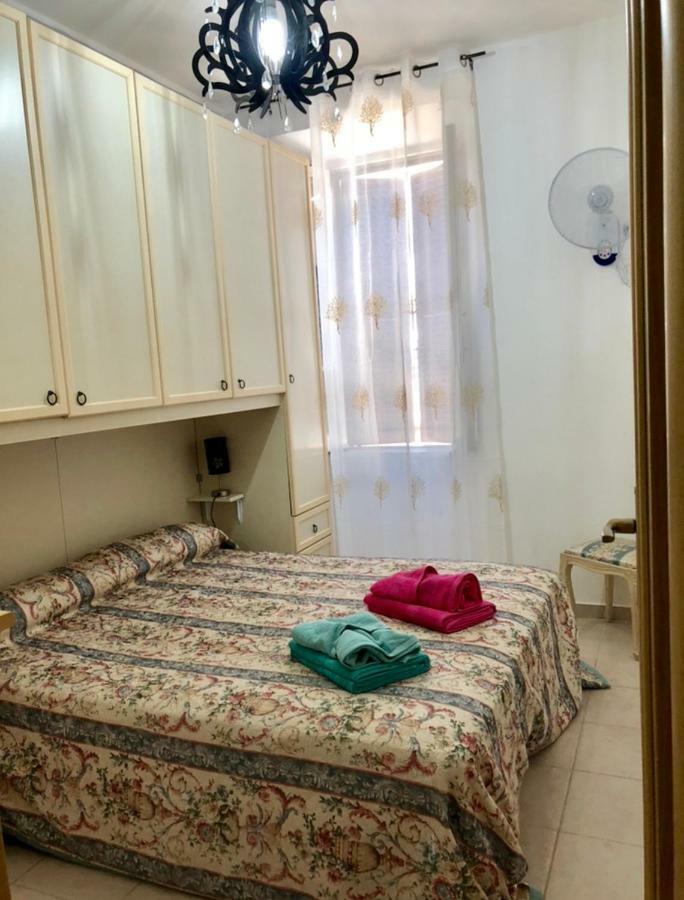 La Petite Maison Appartement Nettuno Buitenkant foto